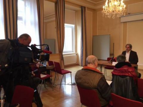 Dr. Buchinger bei Pressekonferenz am 9.2. 2017 © bsvö